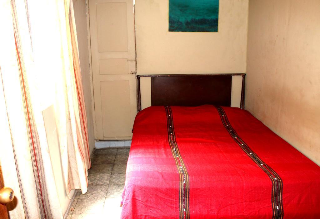 Ximenas Guest House Сан Салвадор Екстериор снимка